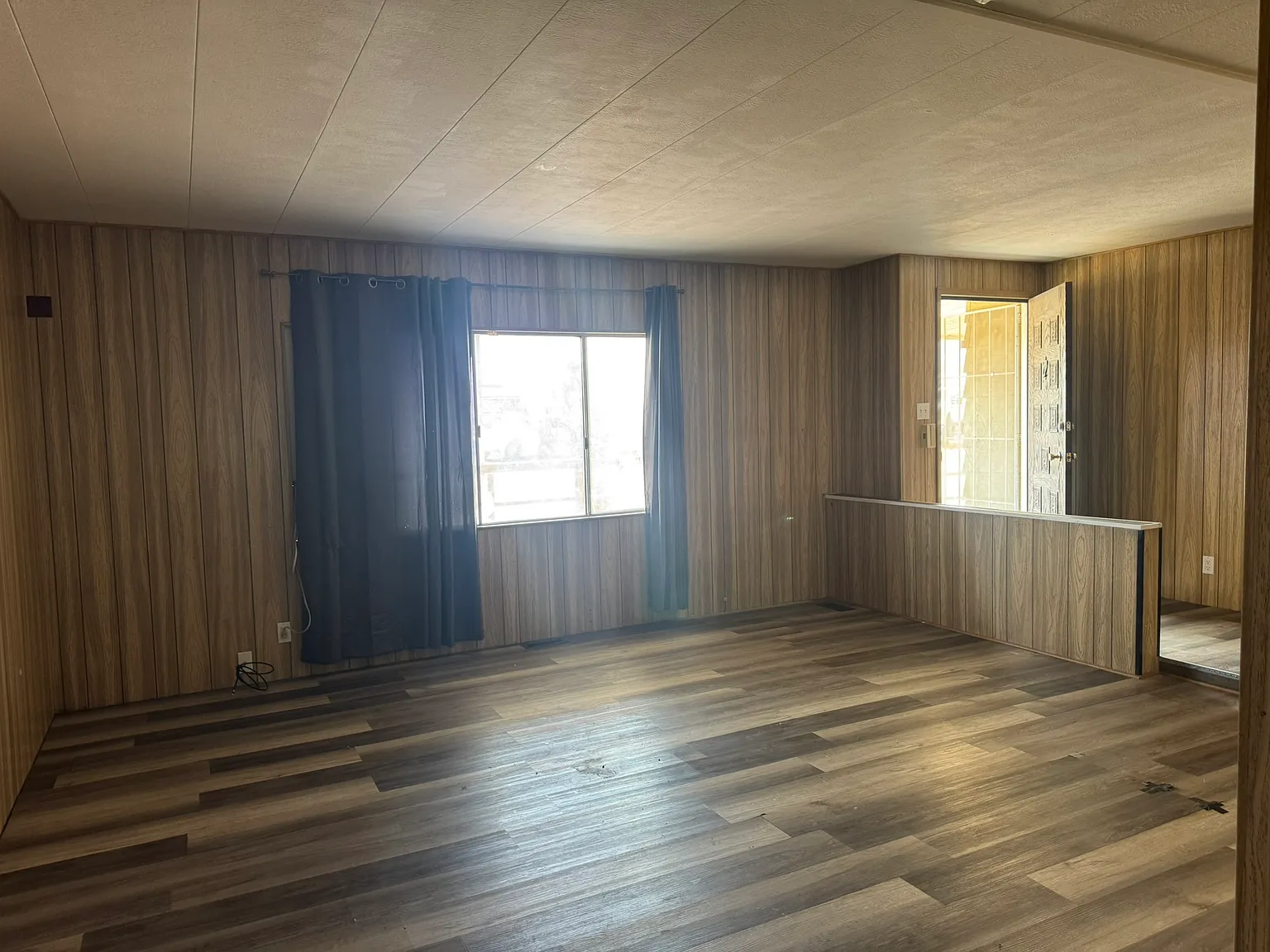 2 bed, 1039 sqft, $1,100 — Photo 4
