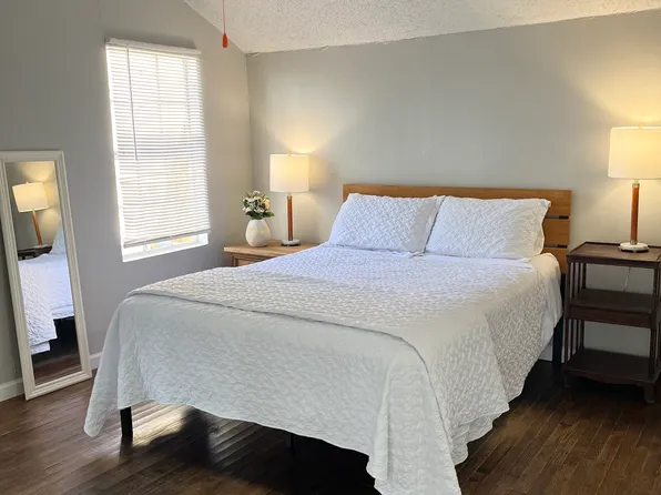 (undisclosed Address), Dallas, TX 75205