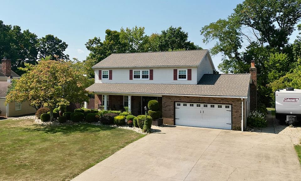 1st image of 17 Timberlane Dr
