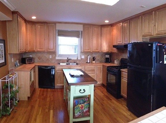5th image of 883 Pontalba St