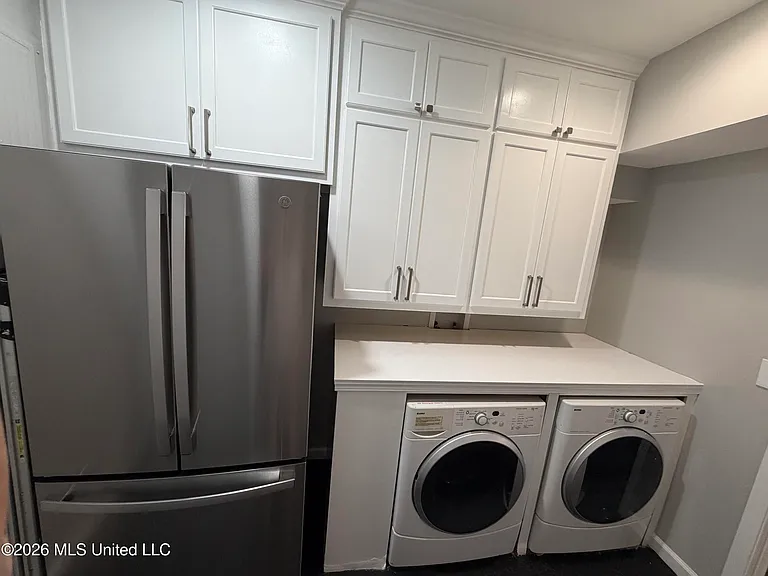 620 Crawford St — Photo 9