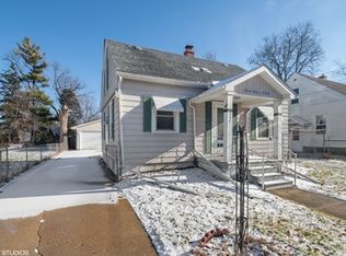 253 N Sumner Ave, Aurora, IL 60505