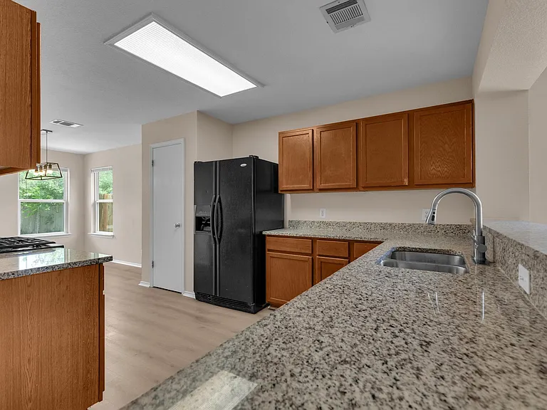 111 David Dr — Photo 9