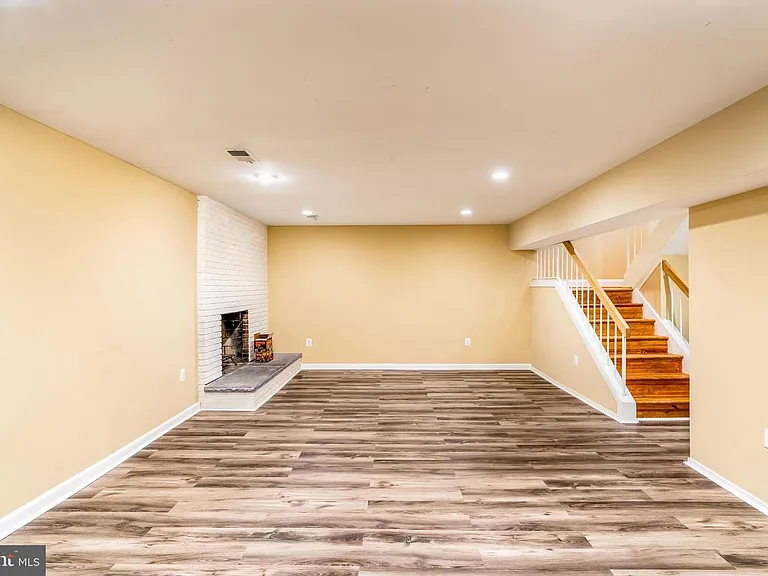 3134 Delburne Ct — Photo 12