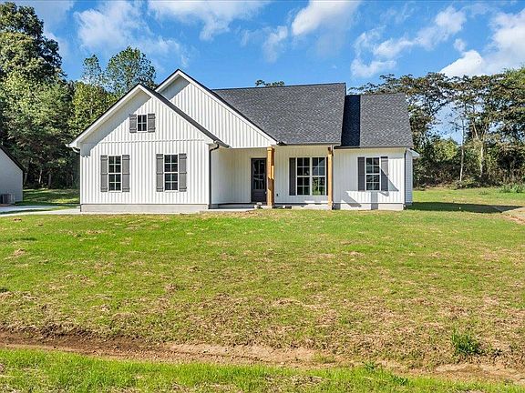 2nd image of 458 Sherwood Dr