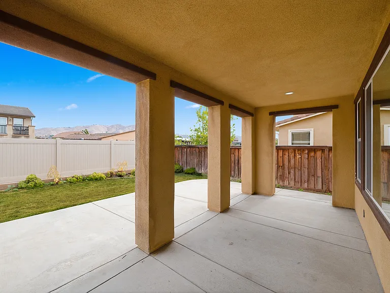 10828 Portofino Ln — Photo 42