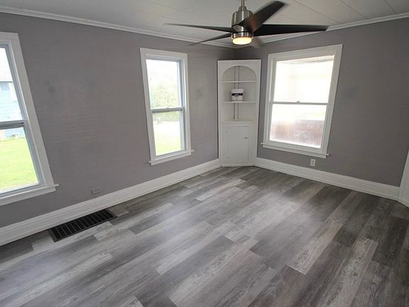 3rd image of 569 Washington Ave