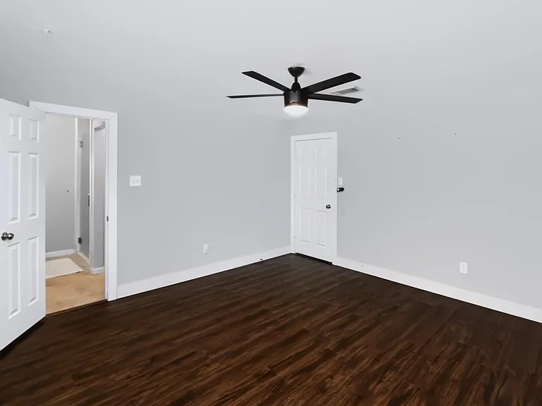 11930 Ashcroft Dr — Photo 29