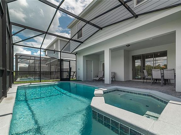 3rd image of 8923 Zurich Ln
