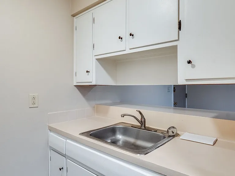 3003 Archwood Ave #AWC-203 — Photo 20