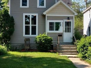 826 Arianna St NW, Grand Rapids, MI