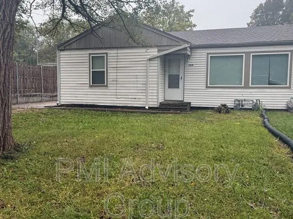 2819 SE Minnesota Ave, Topeka, KS 66605