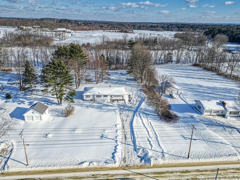1st image of 158 Pleasant Street