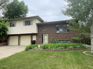 2509 Tyler Pkwy, Bismarck, ND 58503