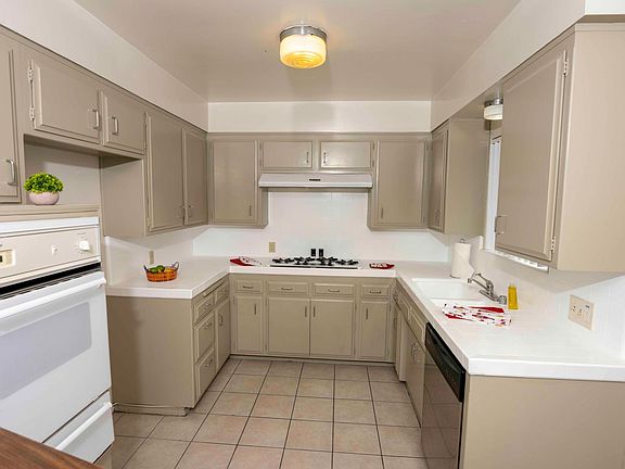 5th image of 125 S Berkeley Ave APT 4