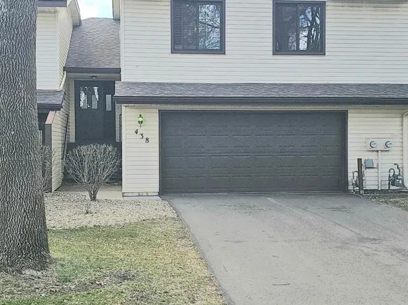 438 Clover Leaf Pkwy NE, Blaine, MN 55434