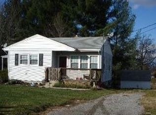 605 Denby St, Radford, VA 24141
