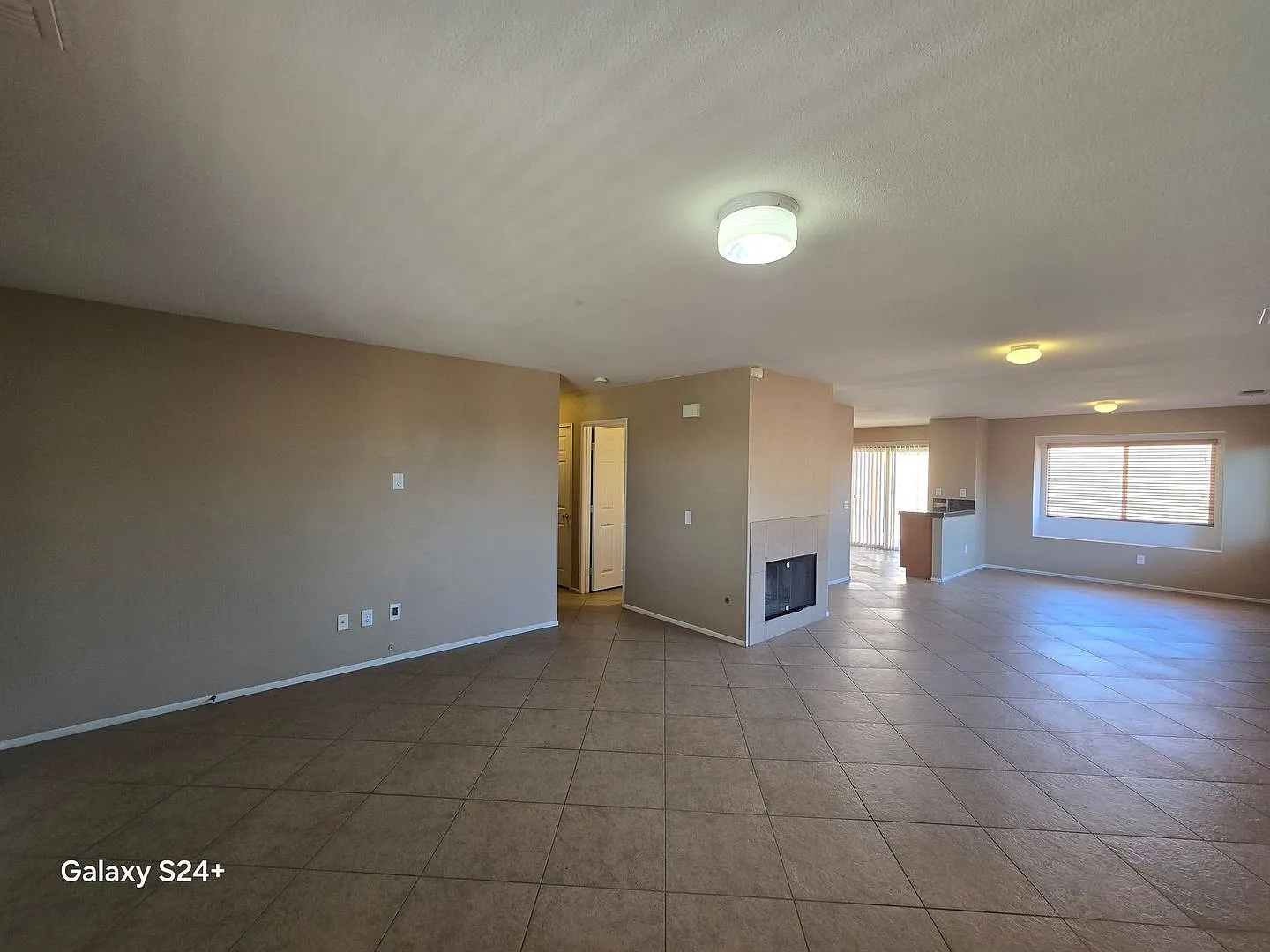 Must See Beautiful Home! Coming Soon — Photo 2