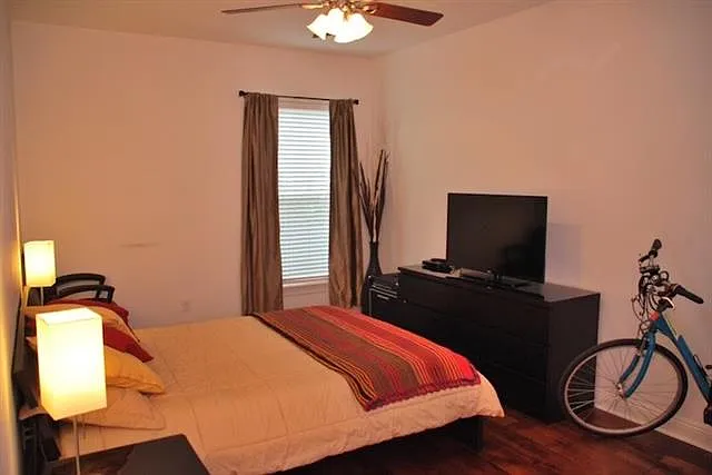 925 Hillary St — Photo 14