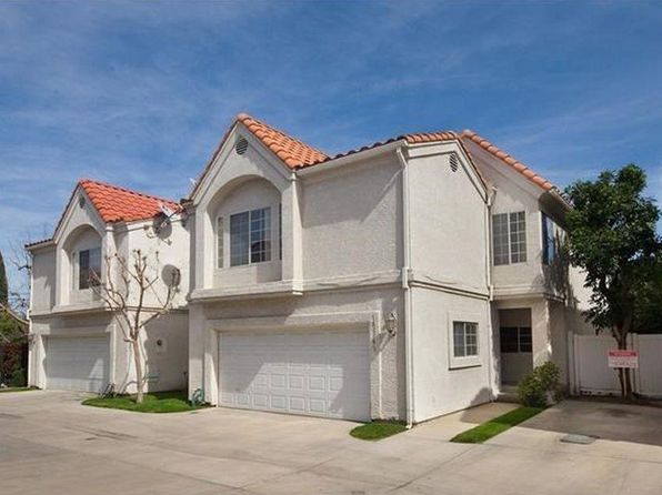 18316 1/2 Keswick St