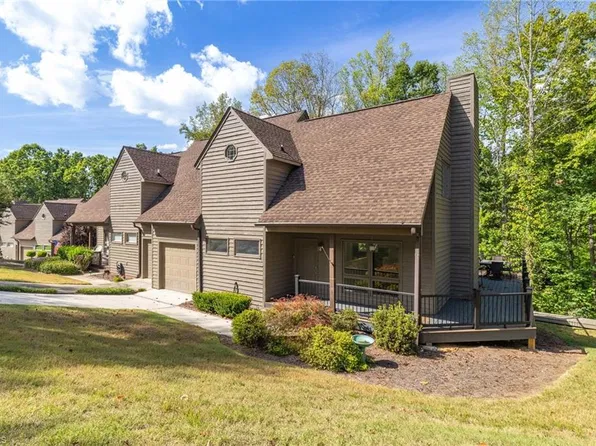 1008 Eastshore Cir, Stokesdale, NC 27357