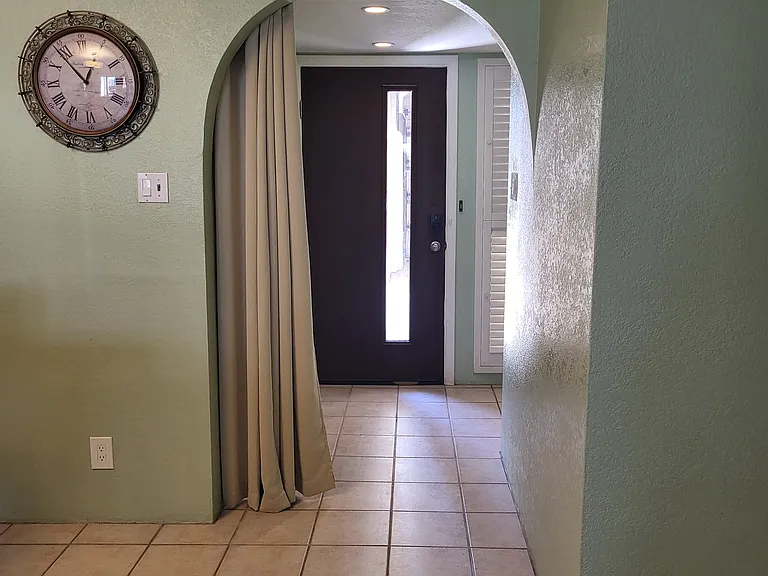 5304 E Windsor Ave — Photo 13