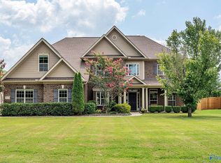 4720 Autumn Dusk Dr SE, Owens Cross Roads, AL 35763