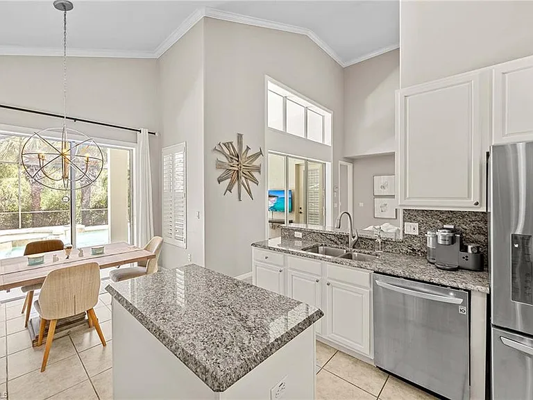 12885 Brynwood Way — Photo 15