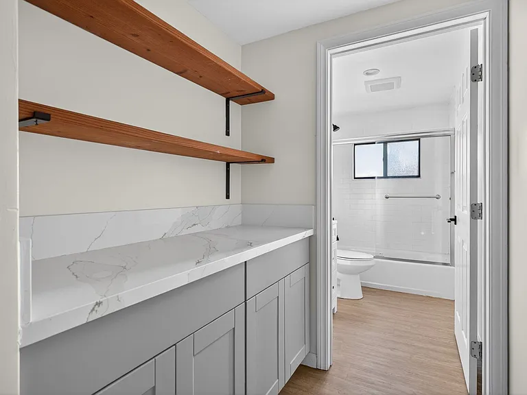 1751 Cabrillo Ave — Photo 21