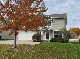 5950 Valley Dr, Bettendorf, IA 52722