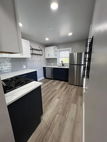 62 Ivy St #B Photo 1 62 Ivy St #B Photo 1