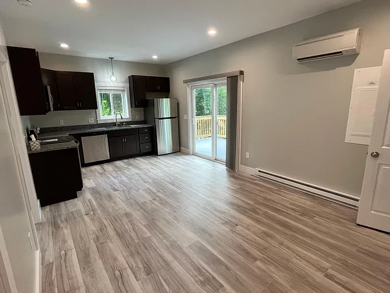 175 Jackson St #3 — Photo 2