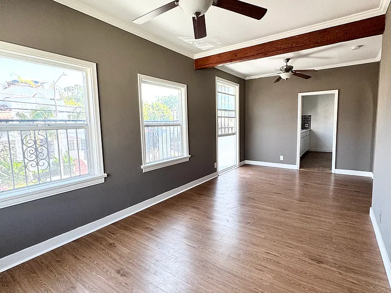 Living room/Dining Room