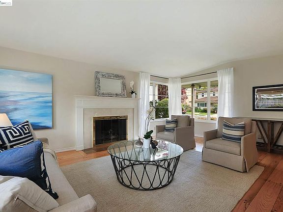 3rd image of 5069 Dublin Ave