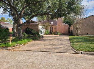 2127 Jamara Ln, Houston, TX 77077