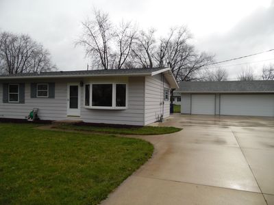 9740 S Austin St, Oak Creek, WI, 53154