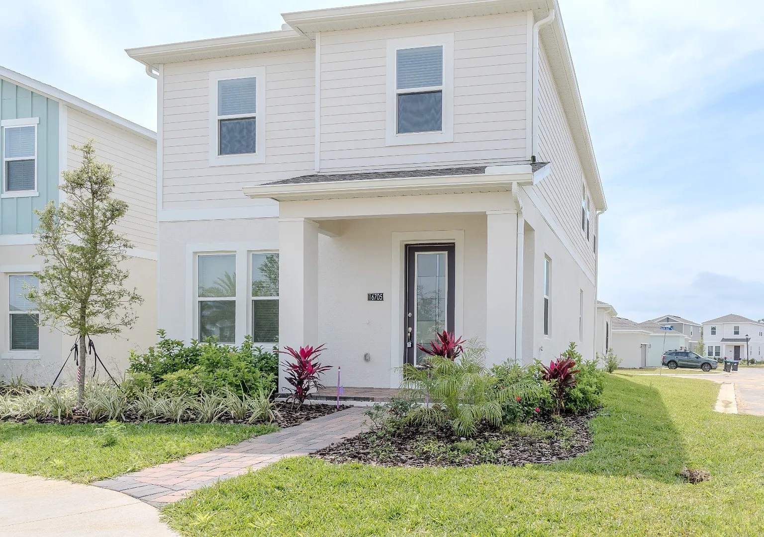4 bed, 3.0 bath, 2083 sqft, $3,230 — Photo 1