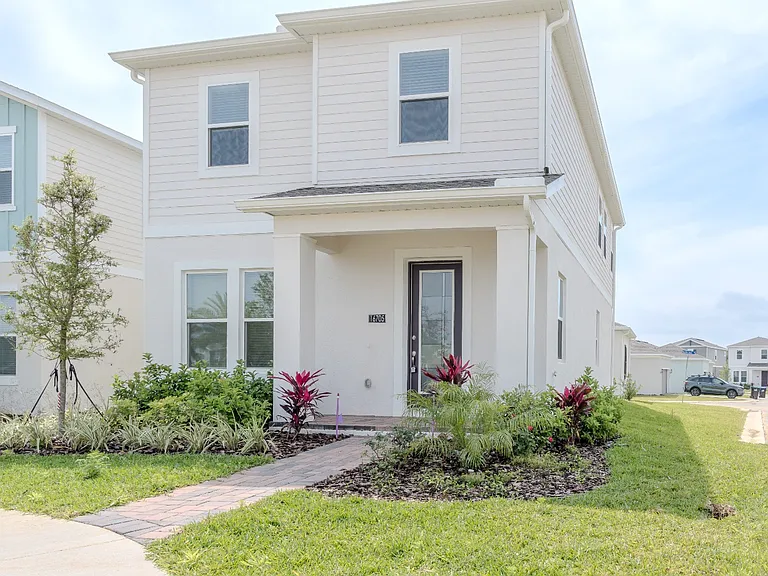 16705 Victoria Grove Aly — Photo 1