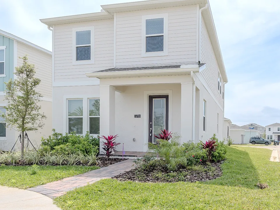 16705 Victoria Grove Aly