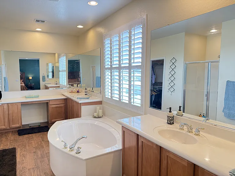 2245 W Clearview Trl — Photo 5