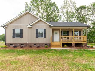 1323 Mack Dr, Mc Connells, SC 29726