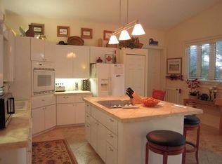 145 Navajo St, Plantation Key, FL 33036