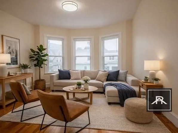 108 Murdock St #3, Brighton, MA 02135