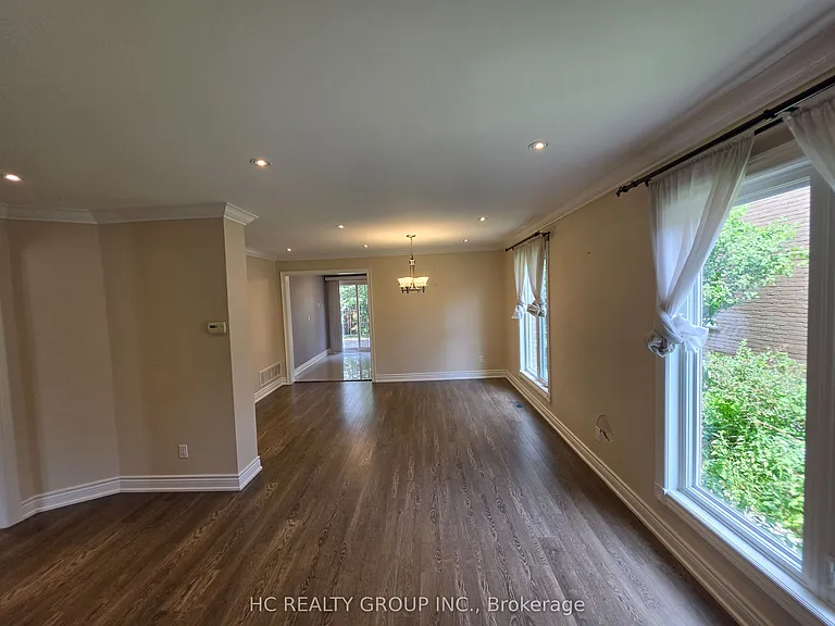 40 Stargell Cres — Photo 4