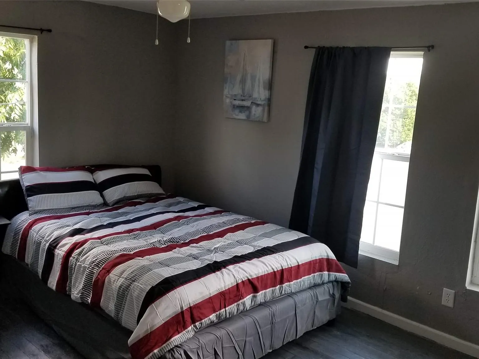 4 bed, 3.0 bath, 1920 sqft, $3,600 — Photo 2