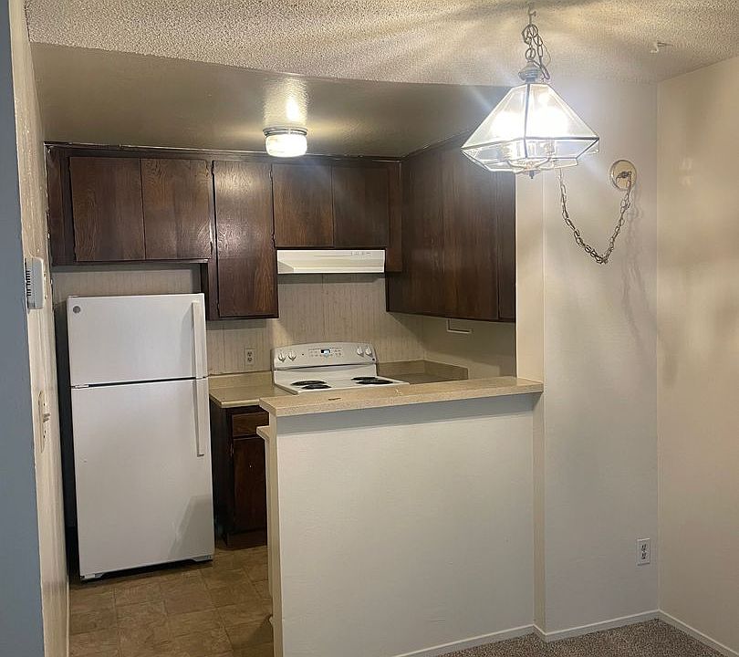 1st image of 1710 G St APT 5