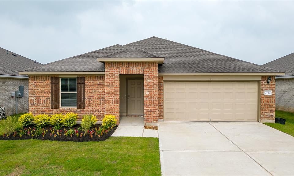 1st image of 2410 Divot Lane
