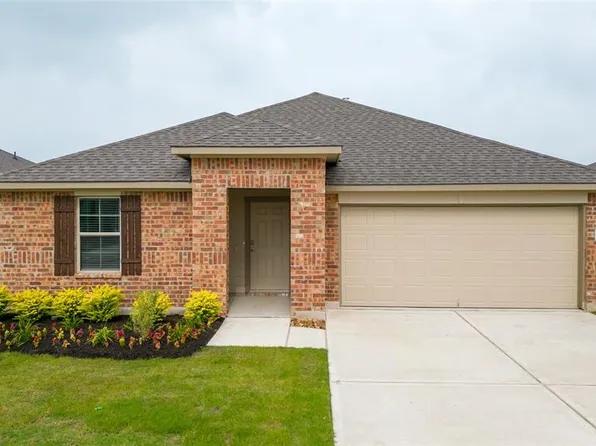2410 Divot Lane, Navasota, TX 77868