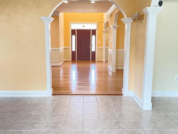 3rd image of 7212 Highland St