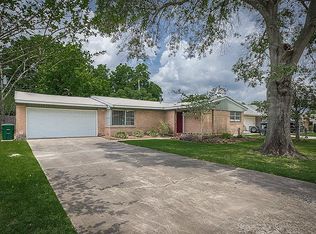 4534 Kingfisher Dr, Houston, TX 77035